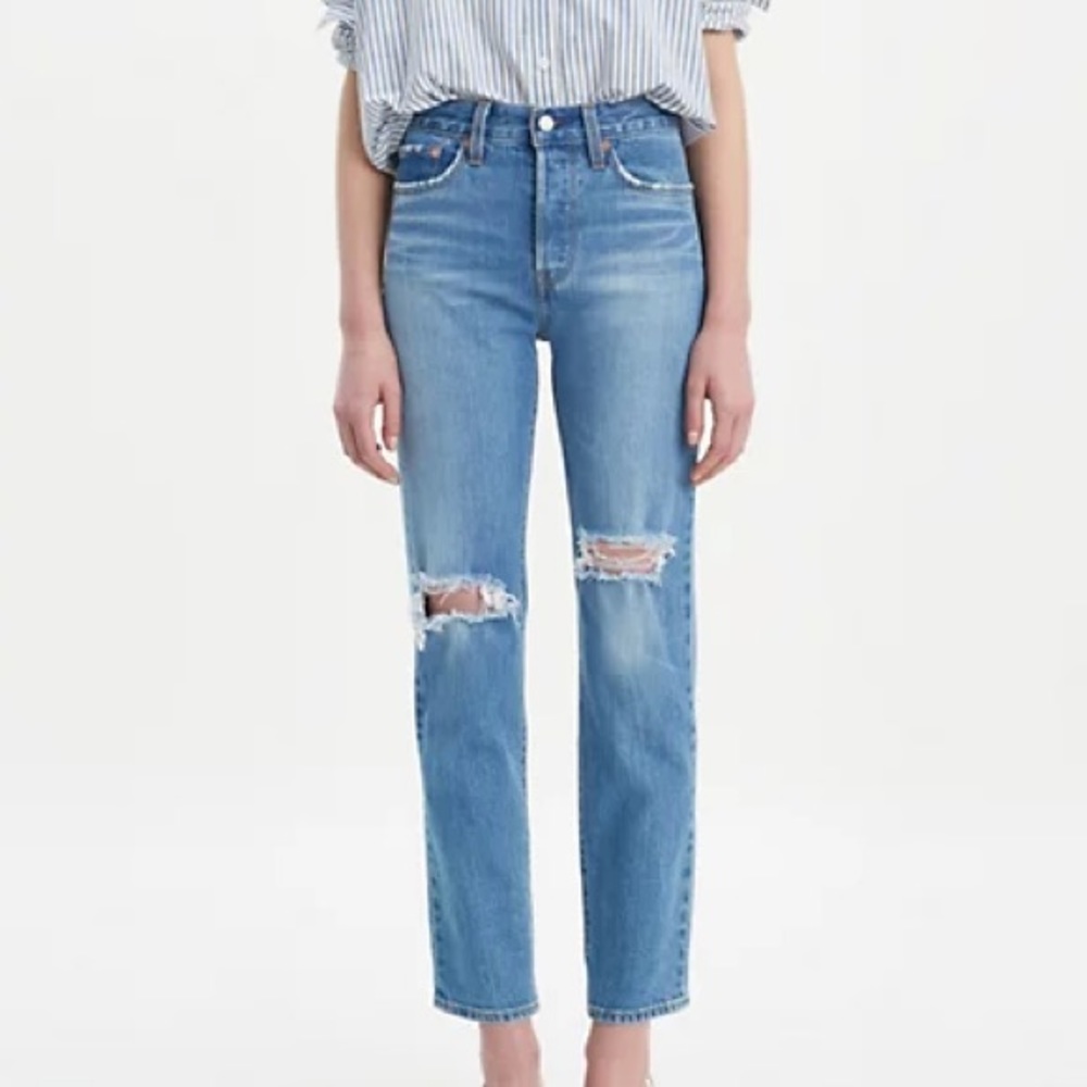 Levi’s Wedgie High Rise Straight Leg Raw Hem Jeans
